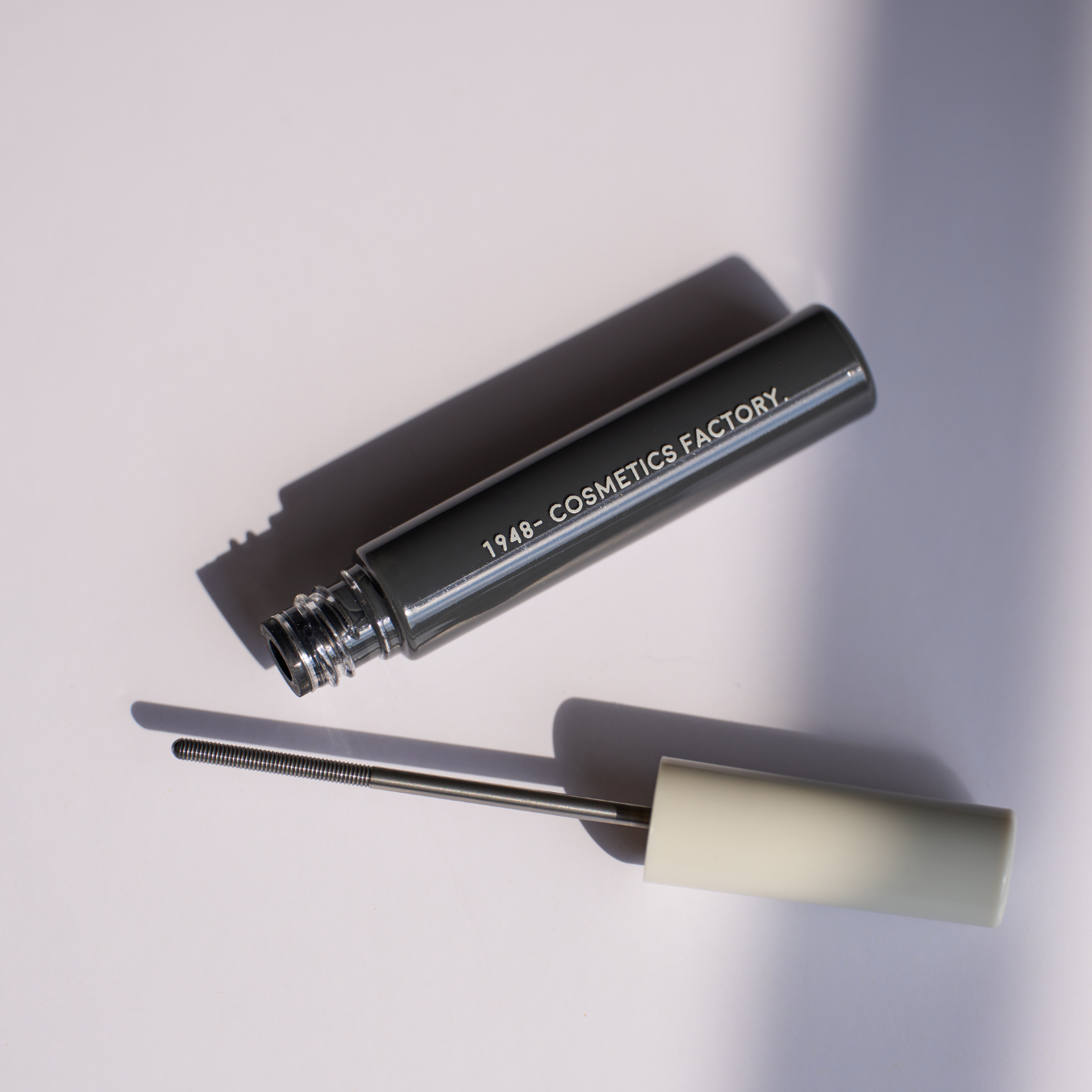 イチキューヨンハチクロムコートマスカラ　スモーキーブラック