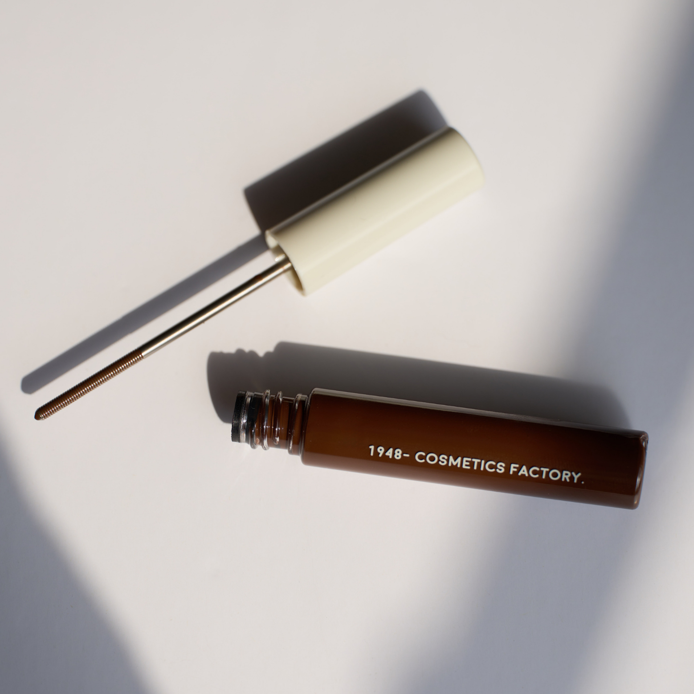 イチキューヨンハチクロムコートマスカラ　アンバーブラウン