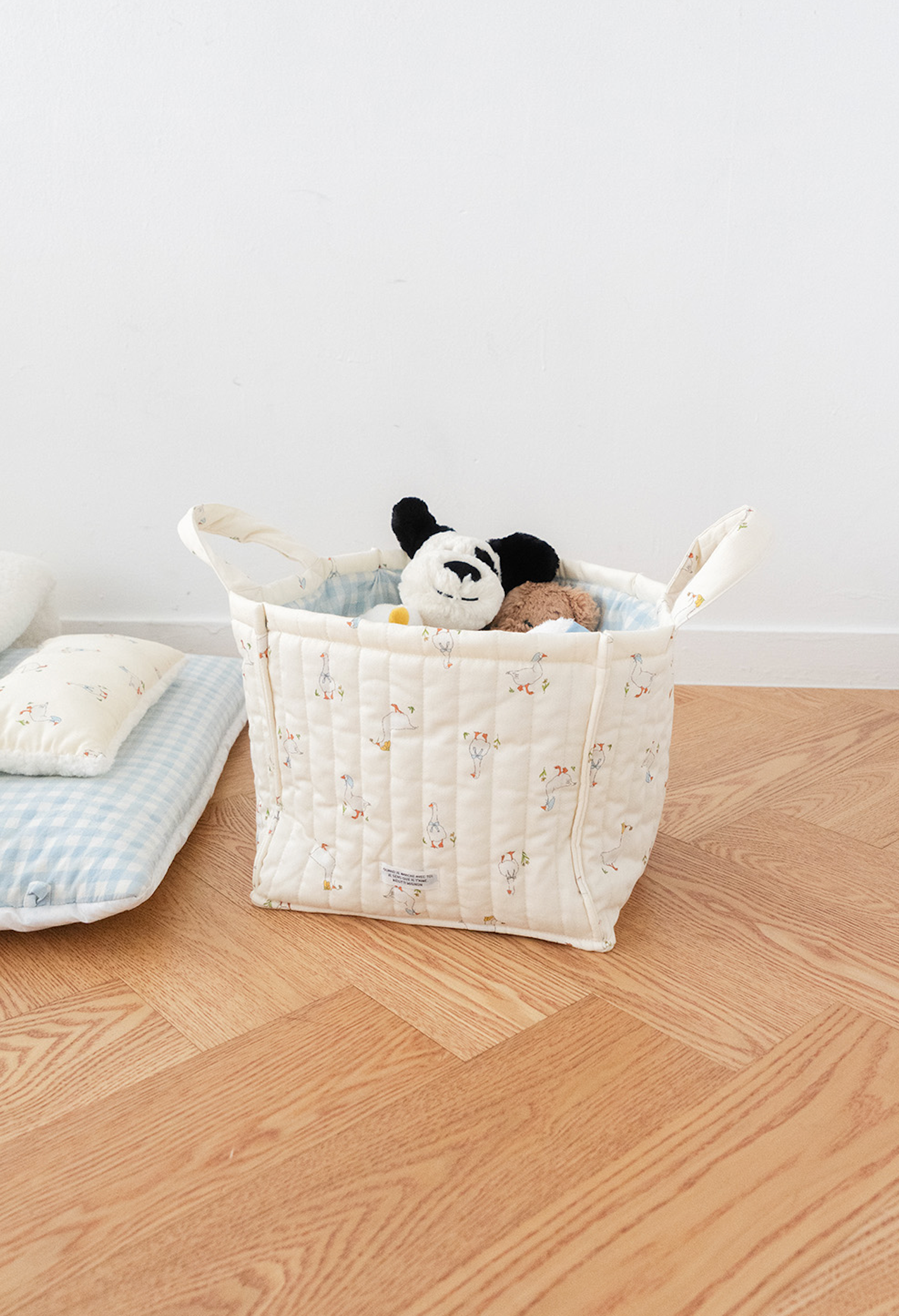 ※お取り寄せ商品【noutti】Duck Toy Basket（Ivory / Sky Blue）