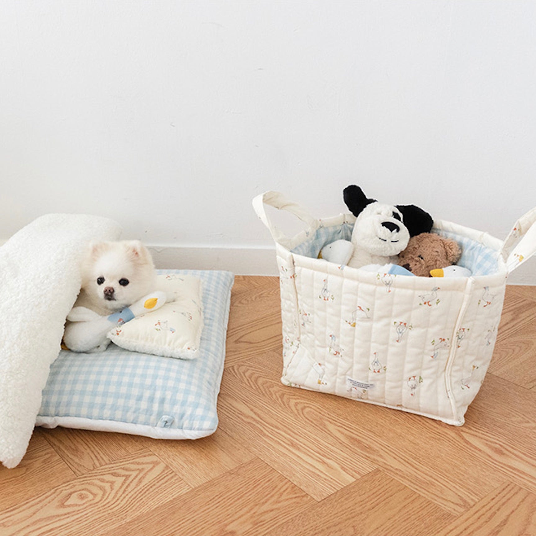 ※お取り寄せ商品【noutti】Duck Toy Basket（Ivory / Sky Blue）