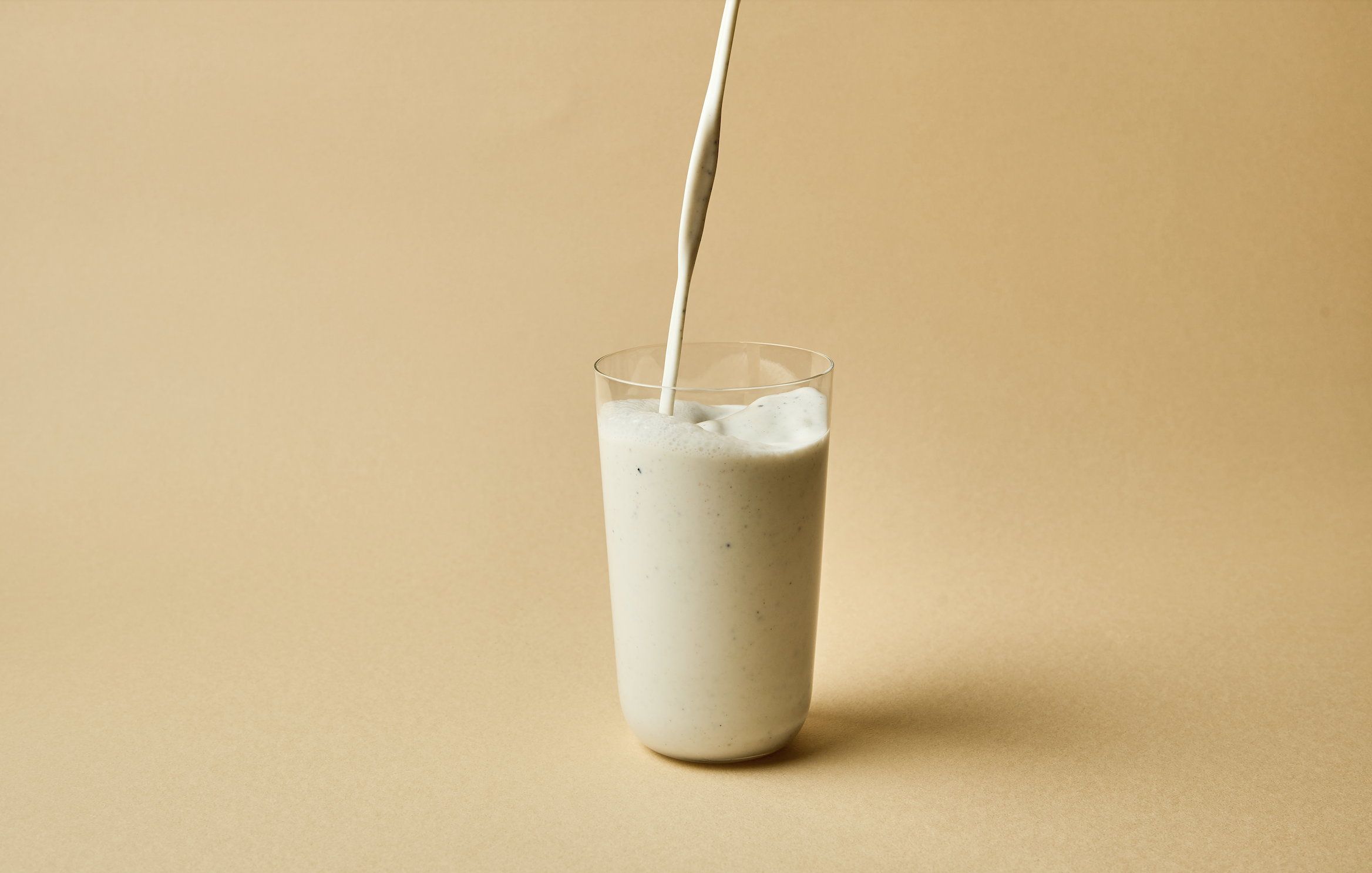 たんぱく和シェイク 【黒ごまきなこ味】 内容量：300g/1袋