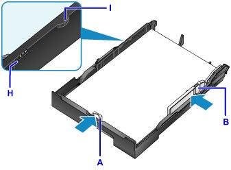 用紙ガイドを用紙の両端に合わせる図