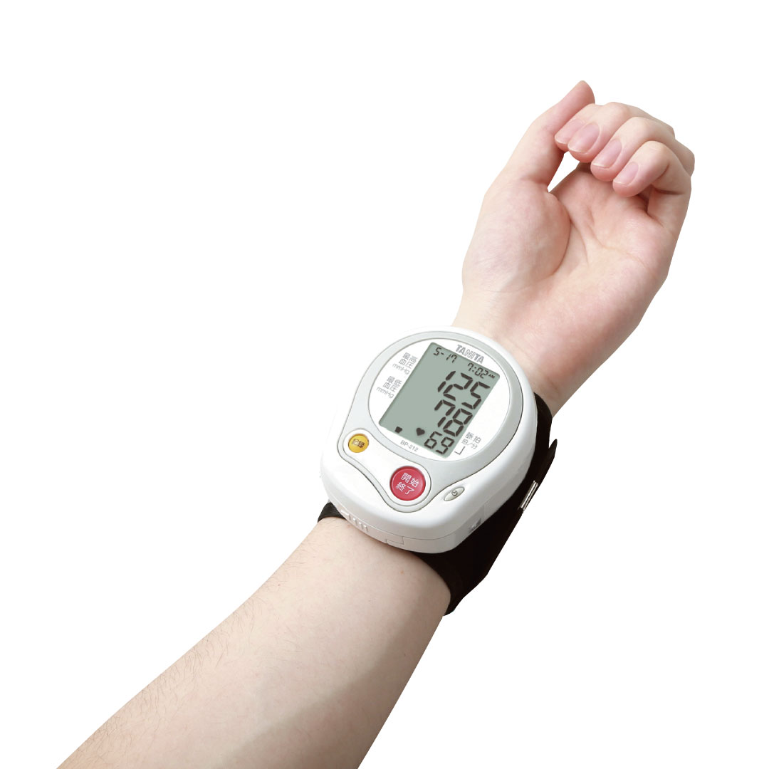 タニタの血圧計をプレゼント！