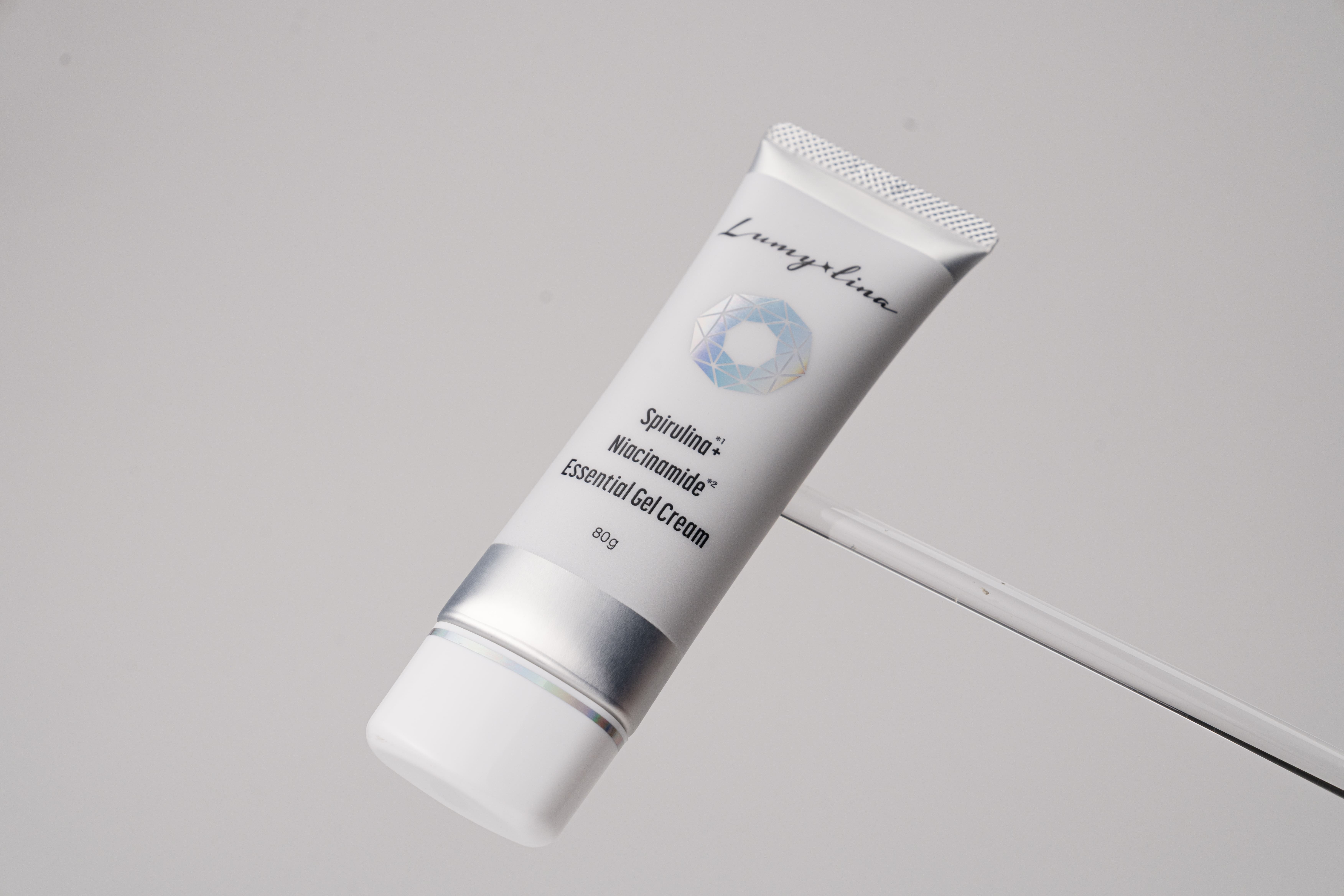 【定期コース初回限定】リュミィリナ　エッセンシャルジェルクリーム　80g 《スピルリナマキシマエキス配合》