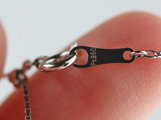 愛する喜び　ネックレス　アレキサンドライト　0.29ct   ダイヤモンド0.24ct   094　鑑別メモ付