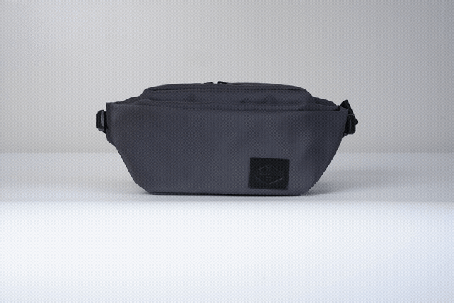 GREY BLACKを正面から側面まで見せる回転イメージ