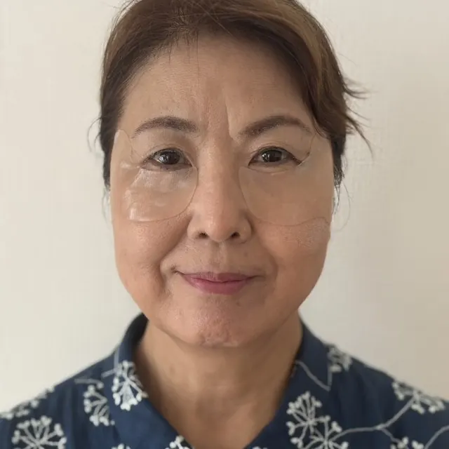 BEETOXを使っている70代の方の笑顔