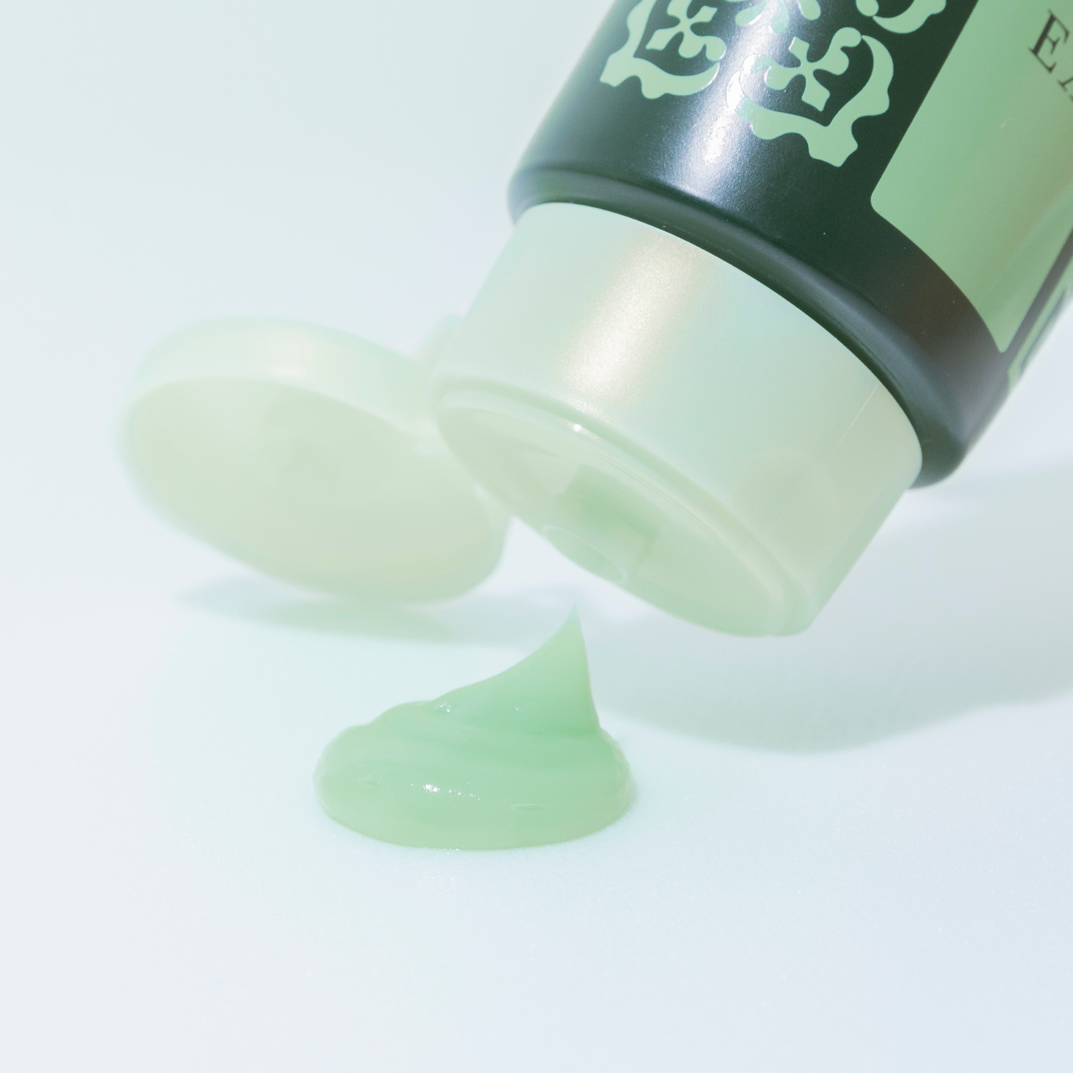 ［Brightening skin care］マーブルムースEX