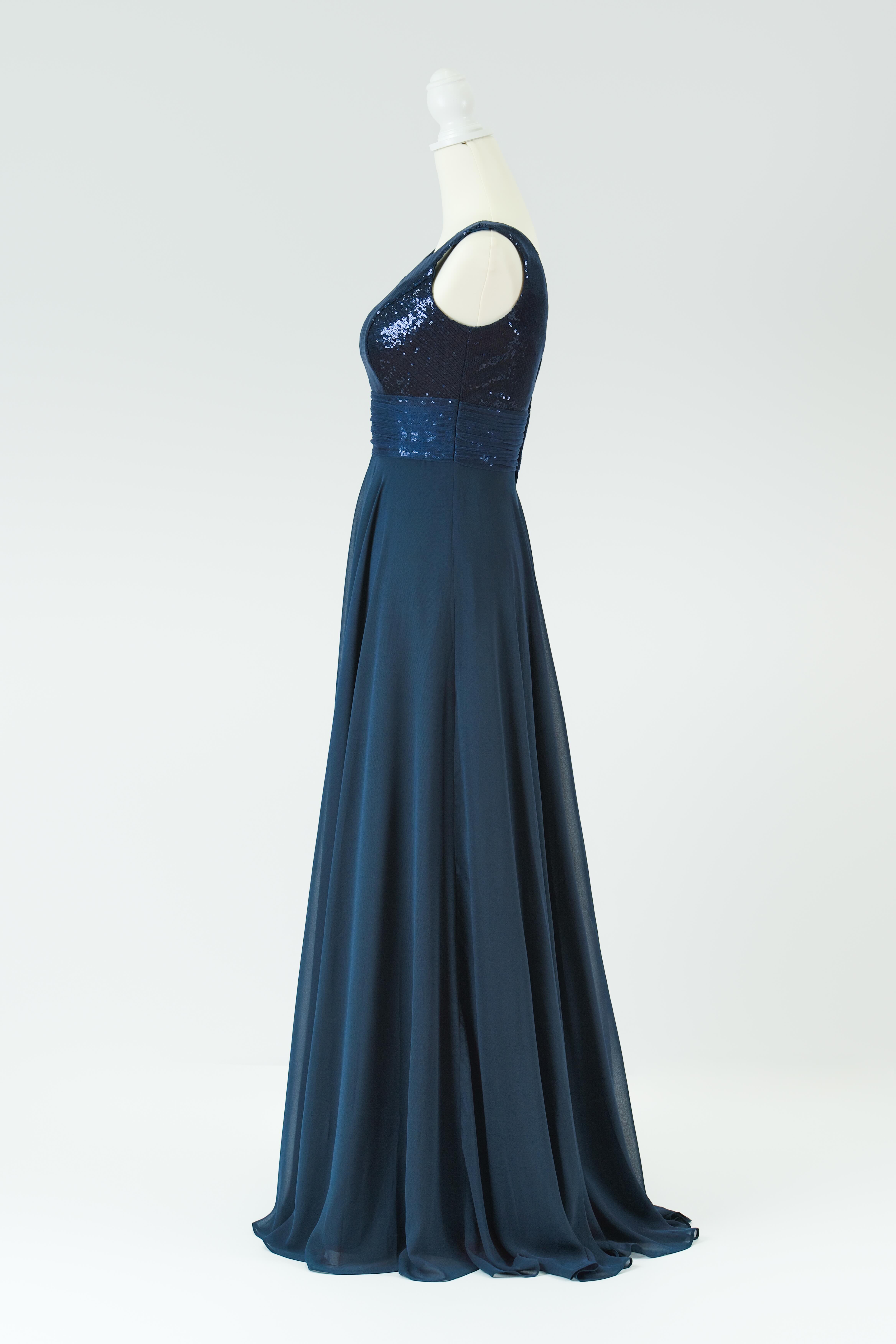 droit 006 NV ドレスサイズ（Type：JUST）: 3号：B74 W56 H84：ファスナー