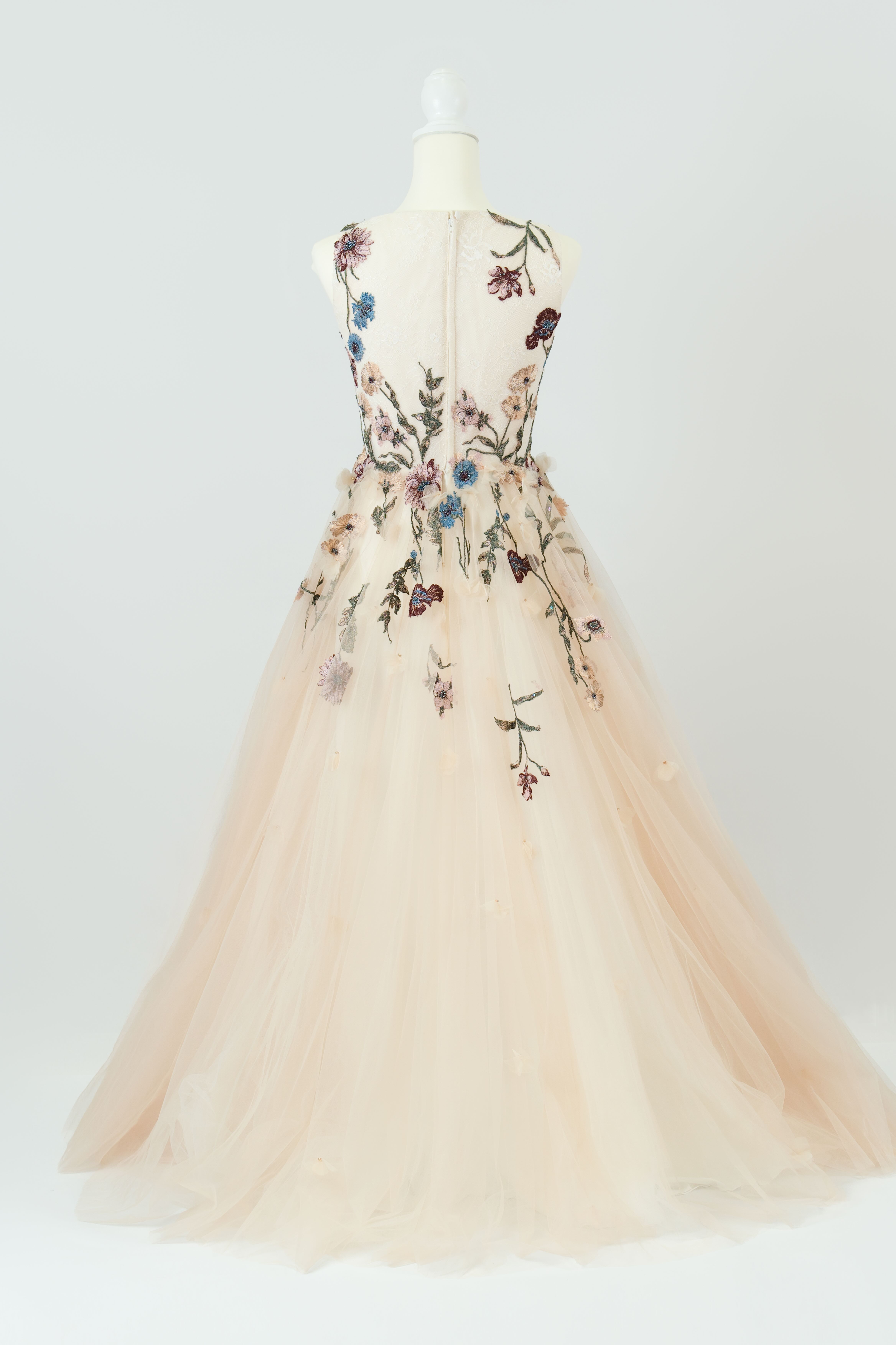jardin fleuri 002 W ドレスサイズ（Type：JUST）: 3号：B74 W56 H84：ファスナー