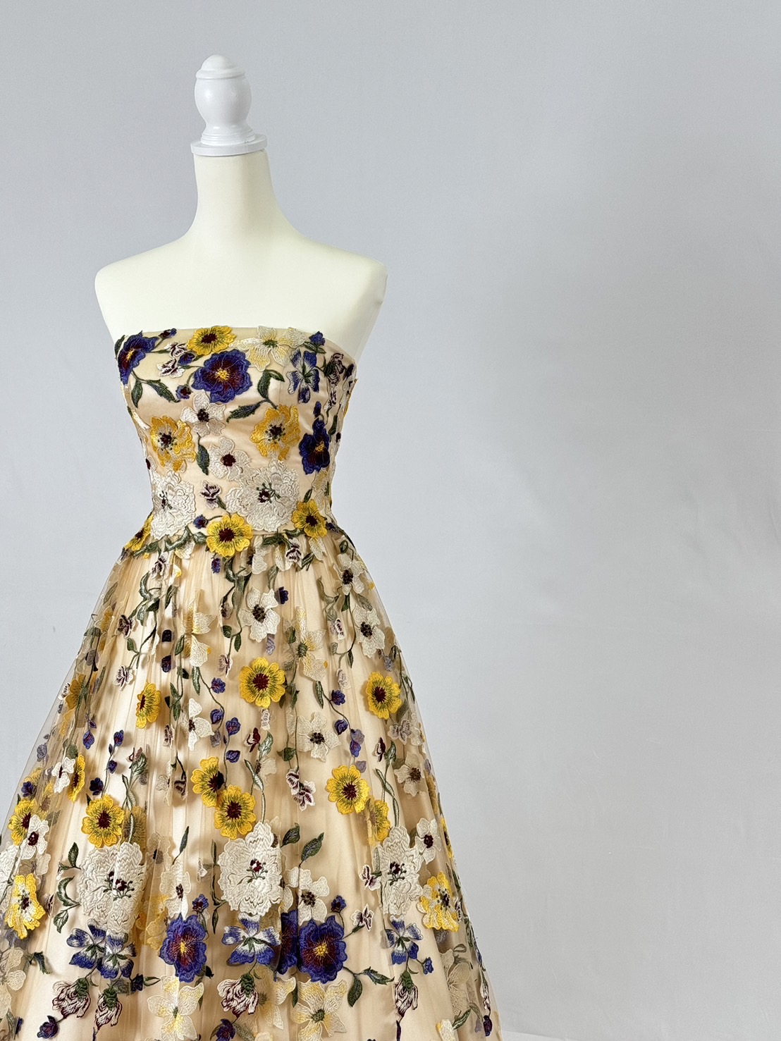 jardin fleuri 001 YE ドレスサイズ（Type：Free / JUST）: 3号～7号：編み上げ