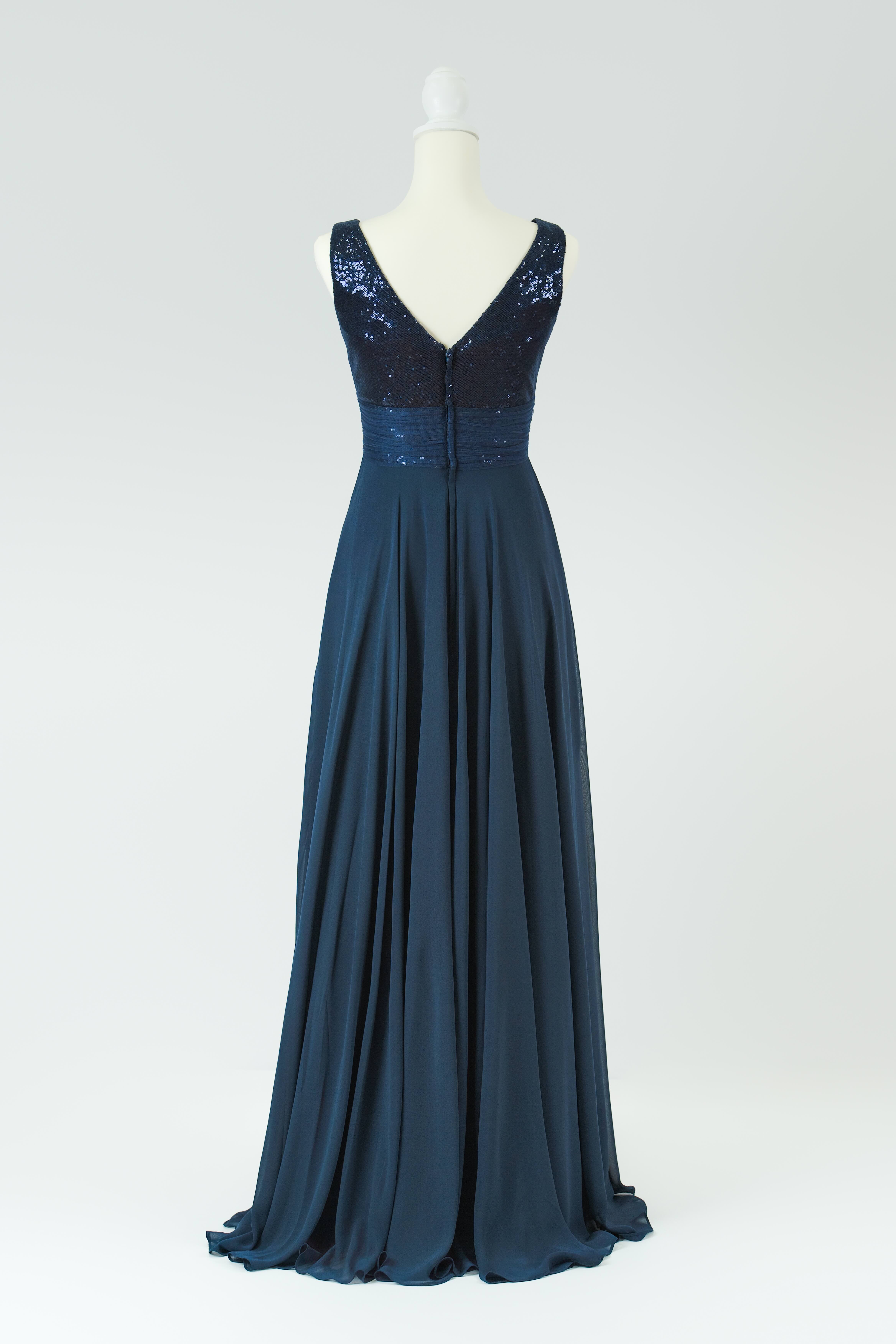 droit 006 NV ドレスサイズ（Type：JUST）: 3号：B74 W56 H84：ファスナー