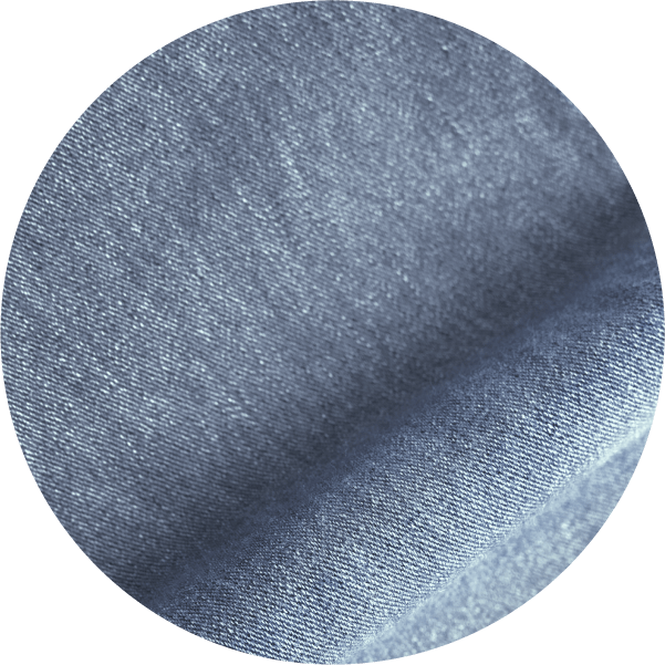 ライトブルーの生地感