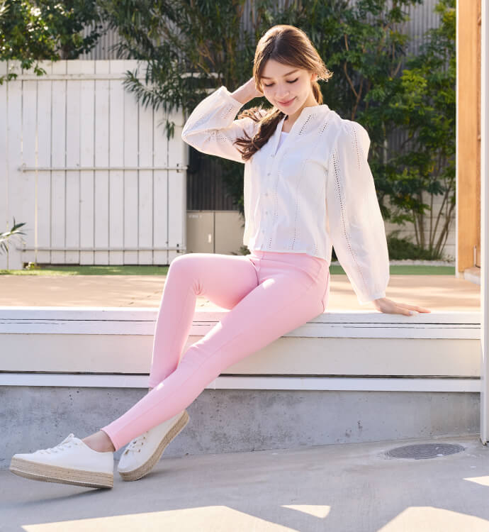 着圧ツイルパンツを使用したコーディネート例