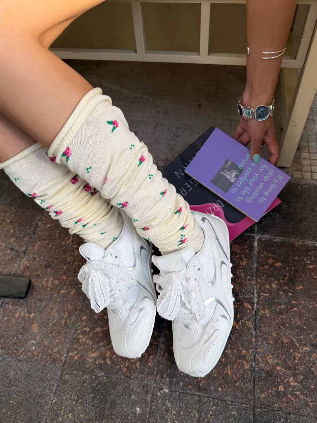 Small Floral Jacquard Over-the-Knee Socks Collar: OFFWHITE