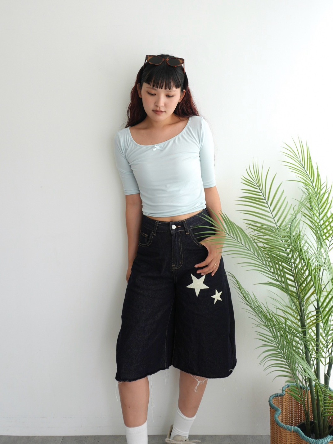 Star Motif Half Wide Denim Pants