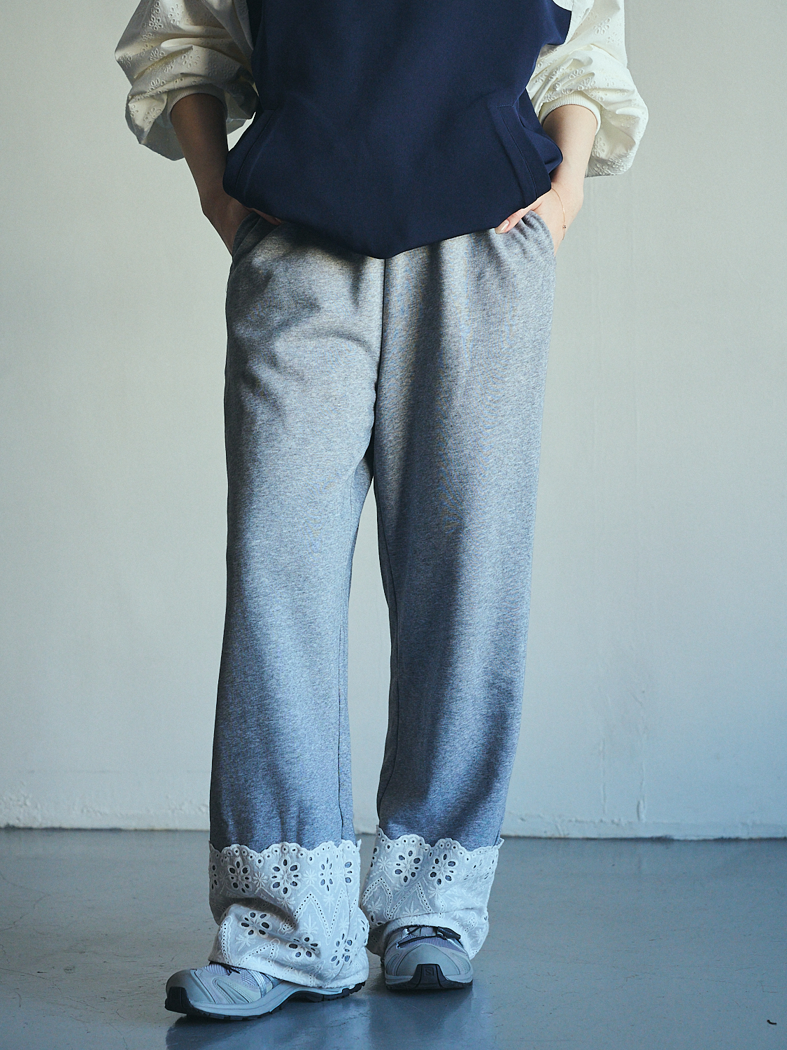 Lace Hem Sweat Pants