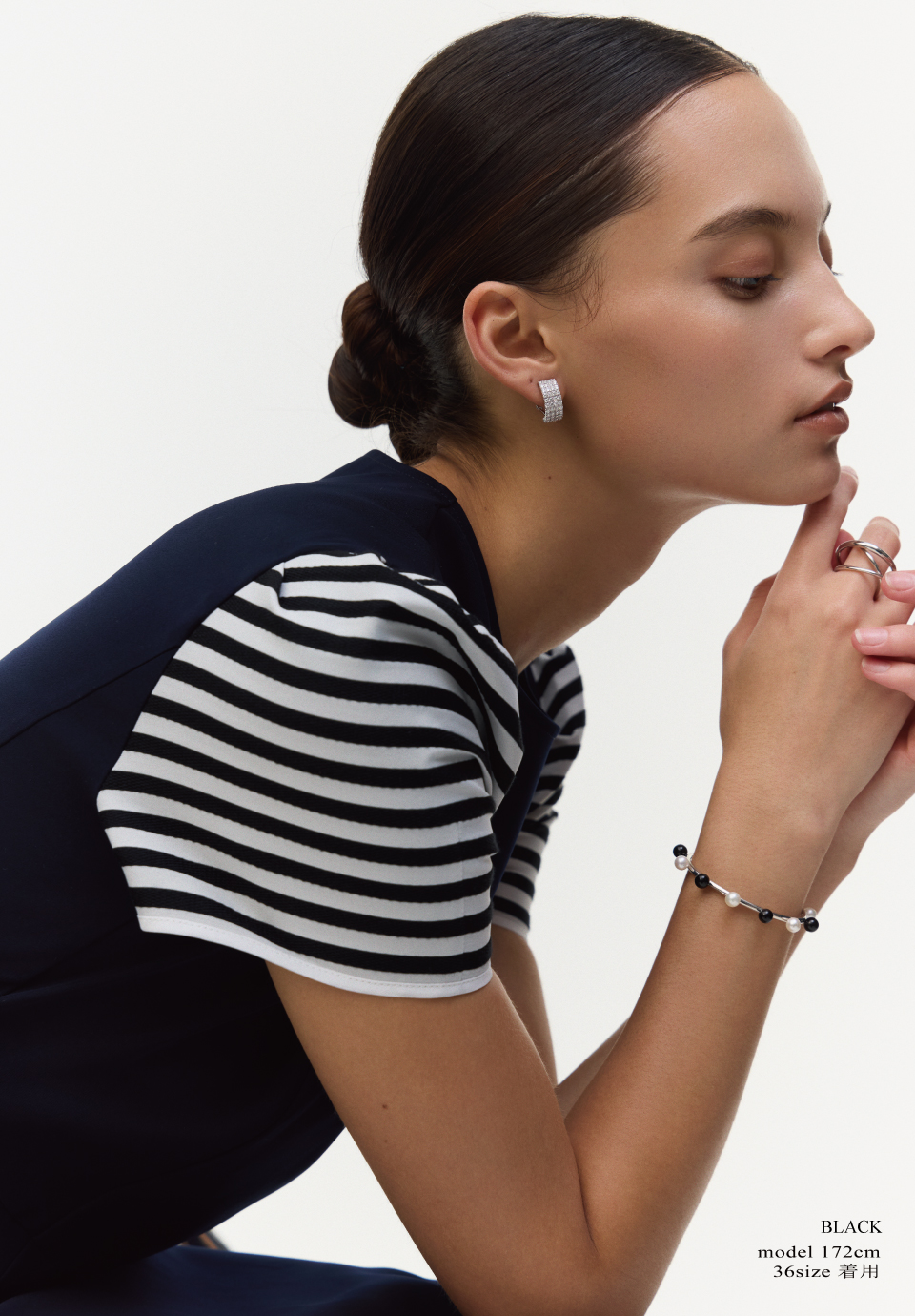 BORDER SLEEVES DRESS