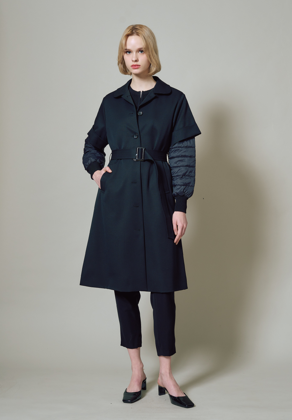 SHORTSLEEVES COAT