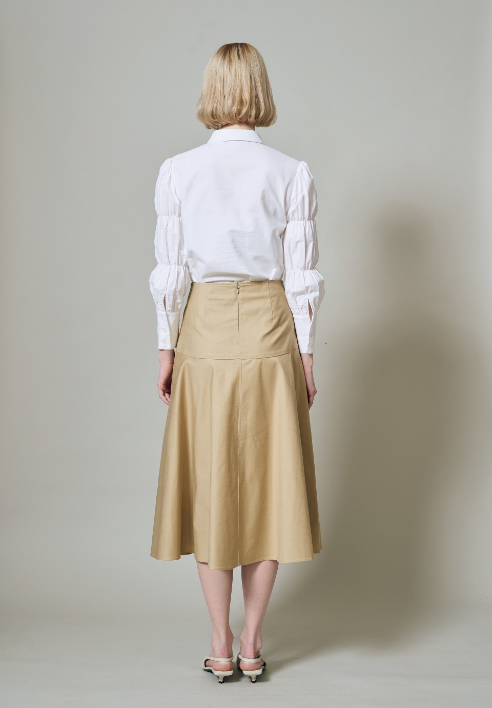 TIERED SLEEVES BLOUSE