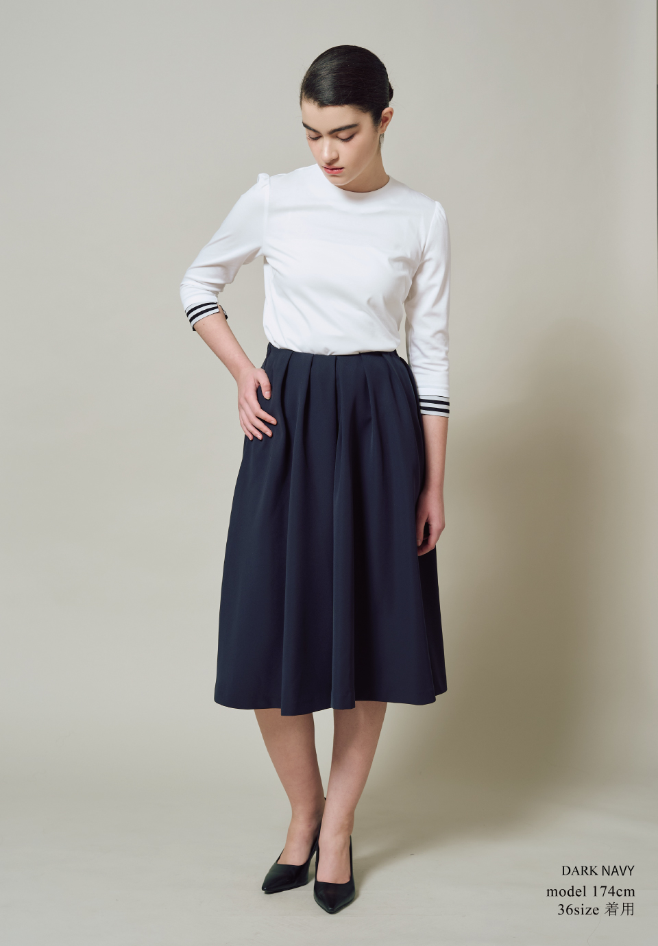 TWILL TUCK SKIRT