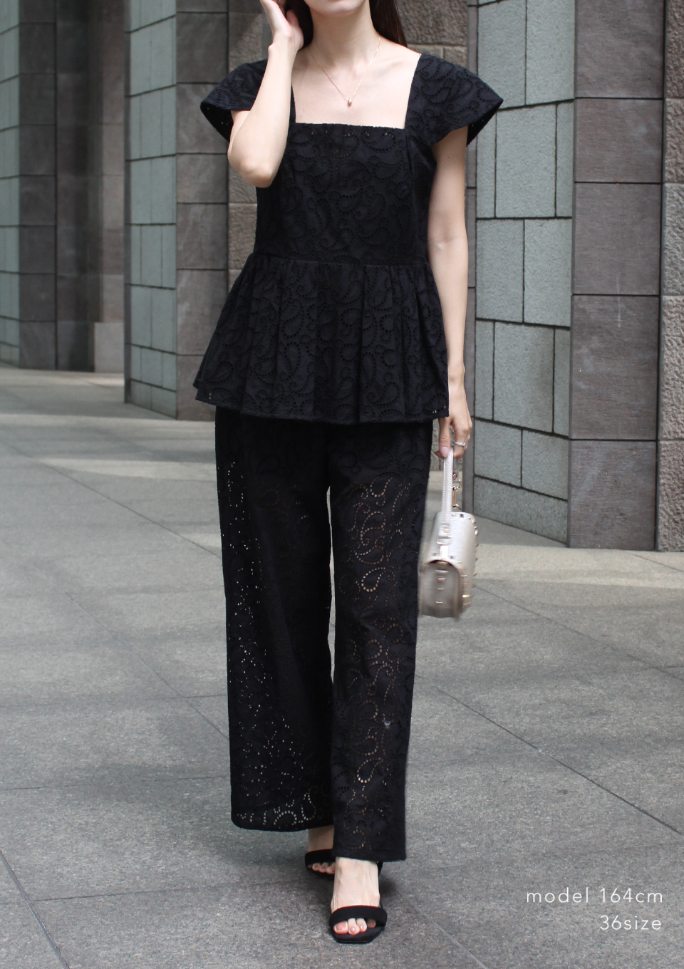 COTTON LACE TOP