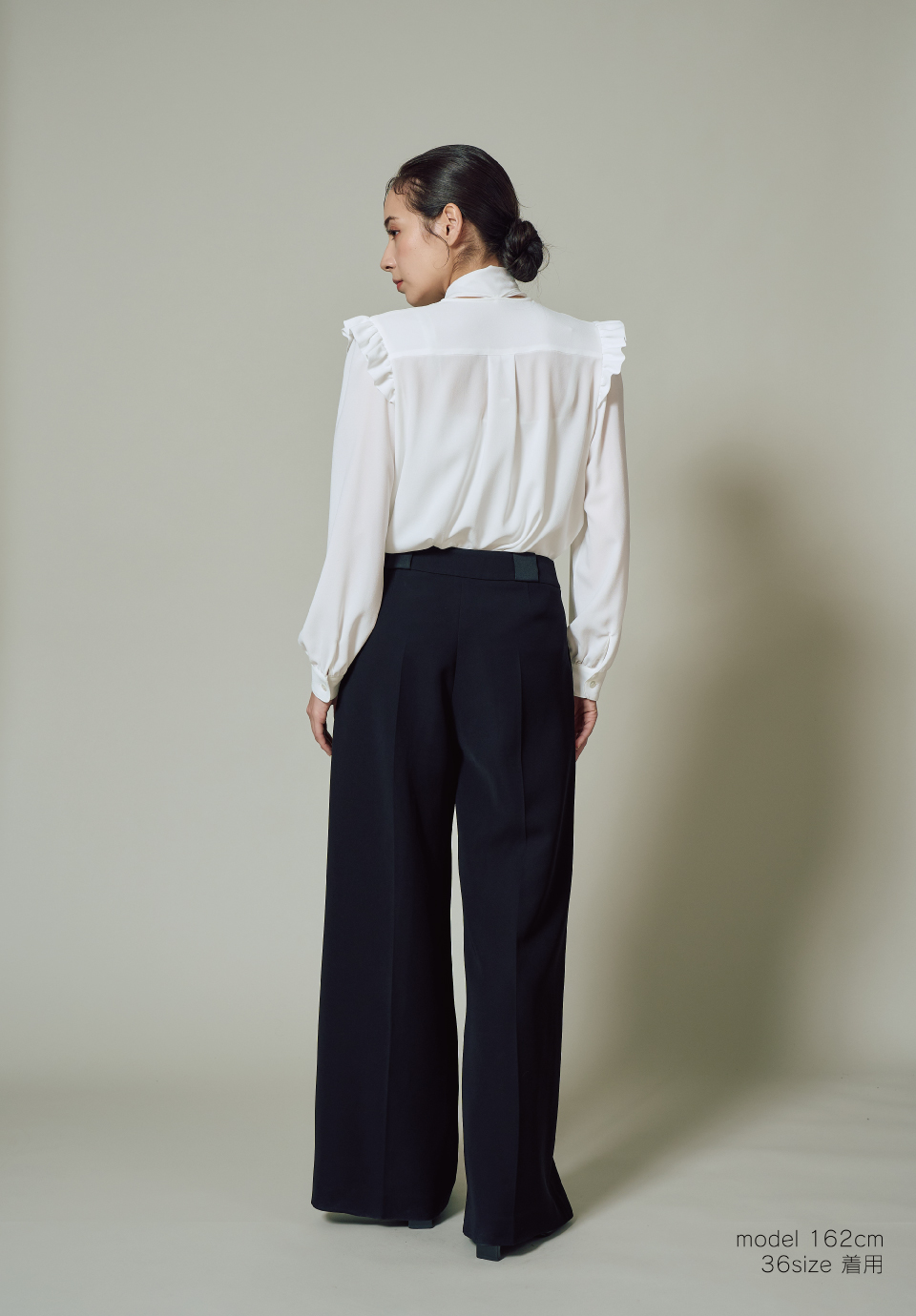 BOW TIE BLOUSE