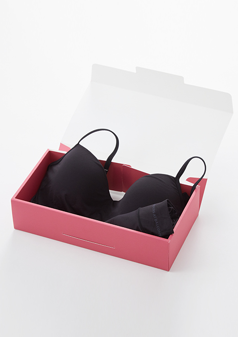 BRA TOP & HIGH RISE SHORTS