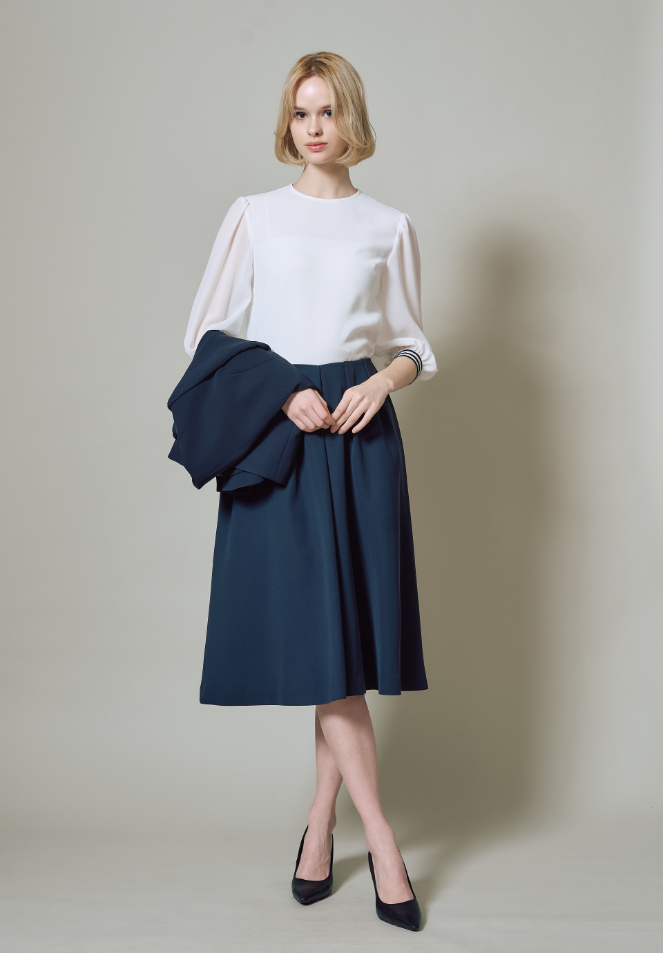 TWILL TUCK SKIRT