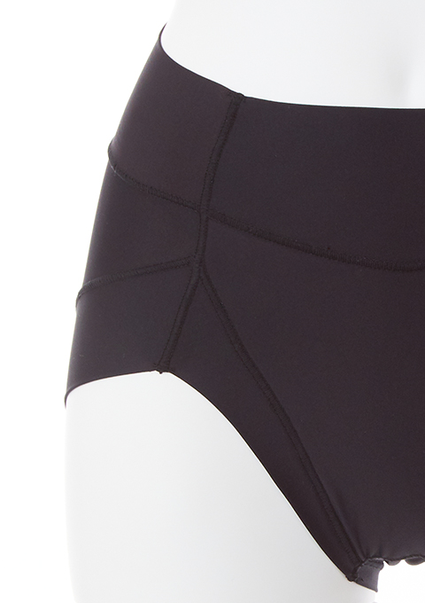 HIGH RISE SHORTS