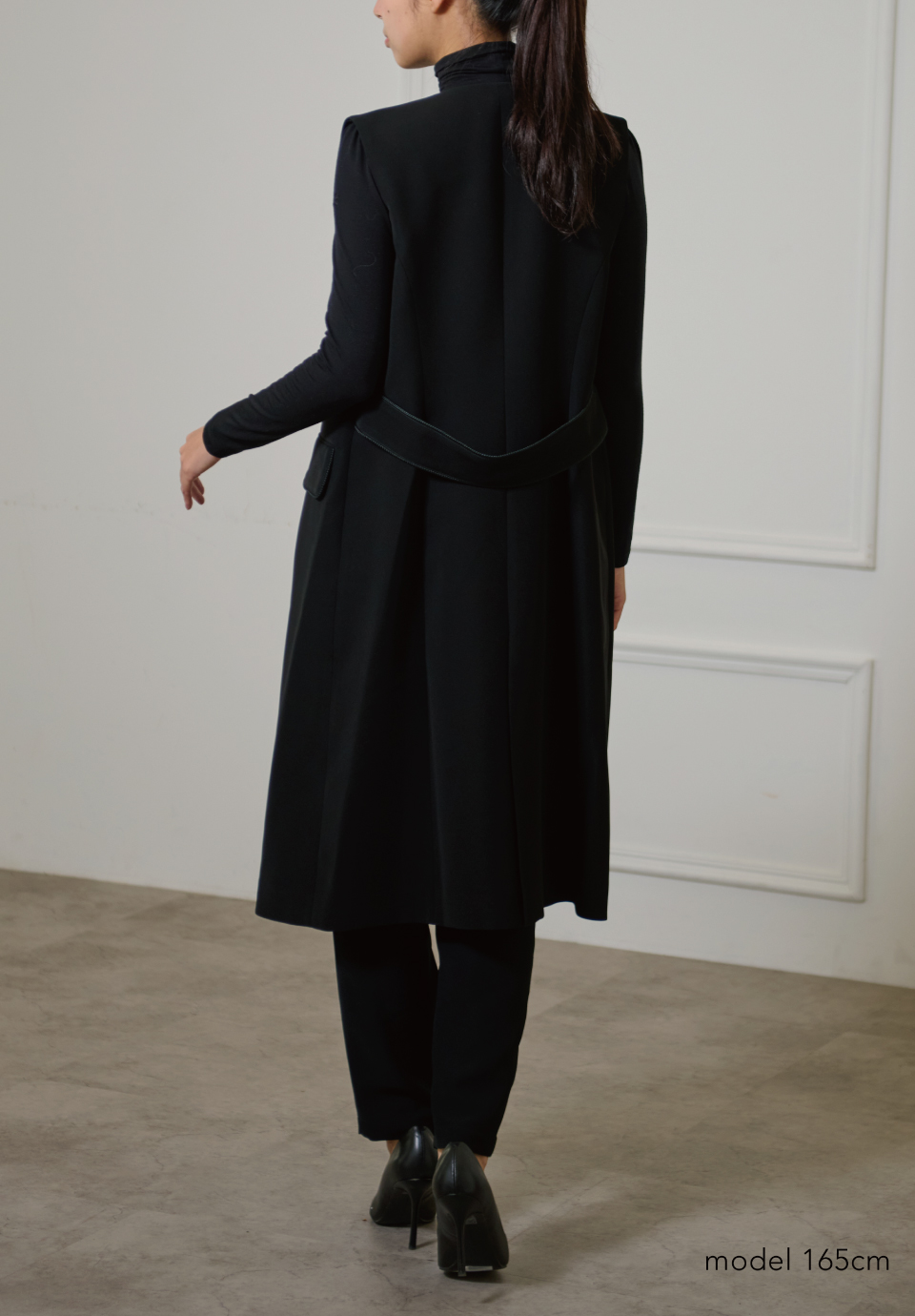 BACK BELTED GILET