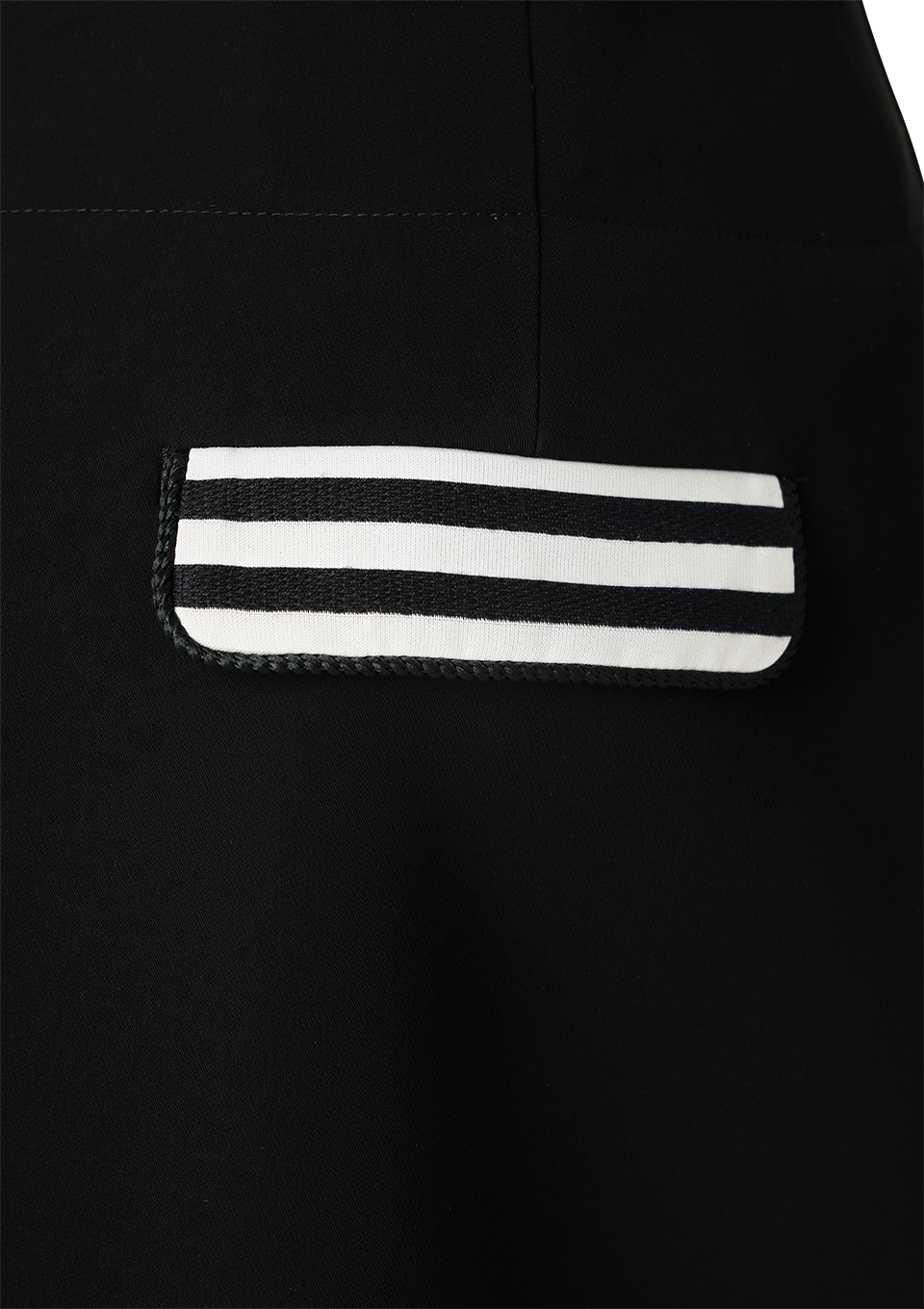 BACK FLAP SKIRT