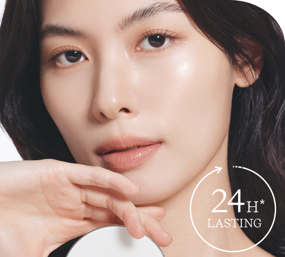 発光ツヤ肌が24時間*持続