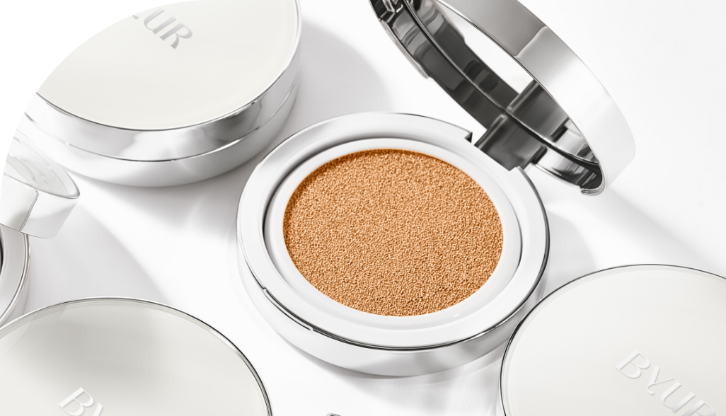 厚さ23mm。スタイリッシュな薄型新コンパクト