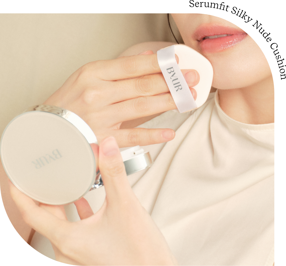薄型コンパクトと機能的なパフにリニューアル