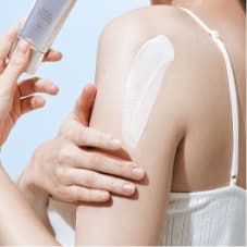 セラムフィット フェイストゥボディ UV プロテクターの使い方