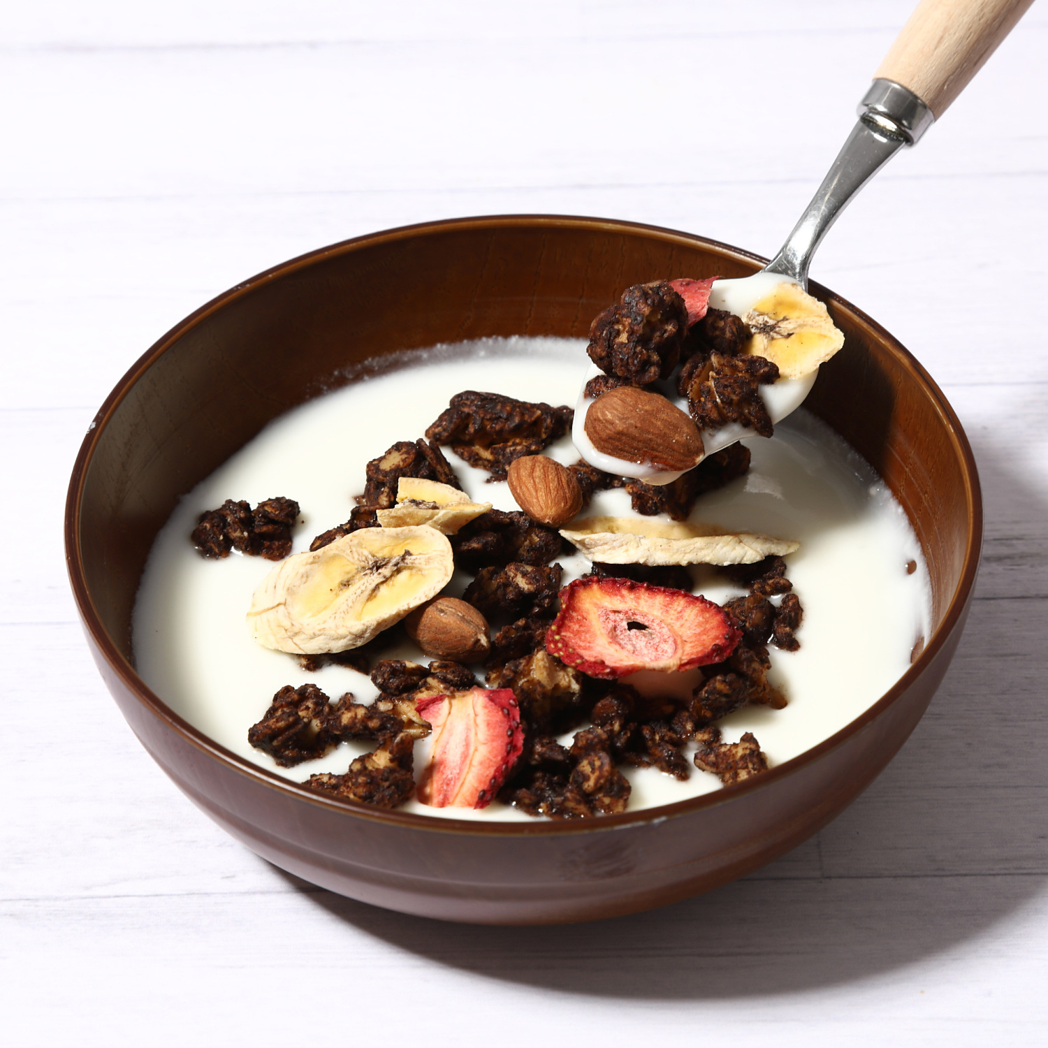 フルーツグラノーラ（CHOCO BANANA）