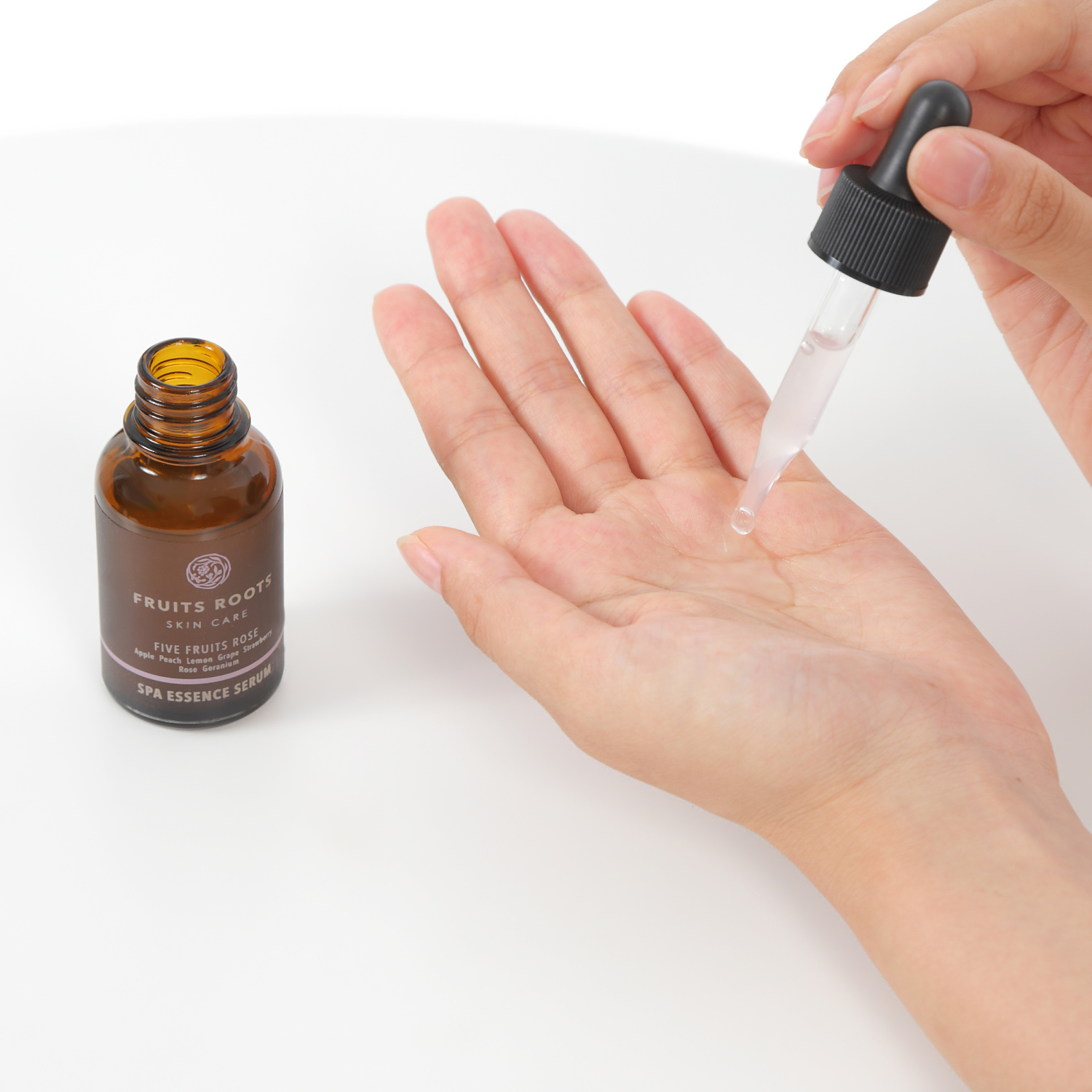 5 FRUITS ROSE スパエッセンスセラム