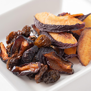 【初回食べ比べセット】国産無添加ドライフルーツ（りんご、いちご、キウイ、プルーン、桃、あんず、梨、不知火、トマト）