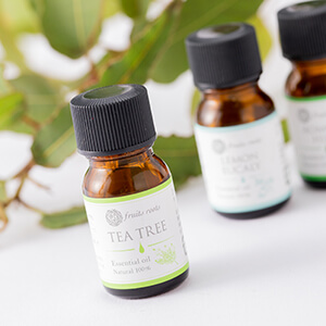エッセンシャルオイル（ティーツリー）