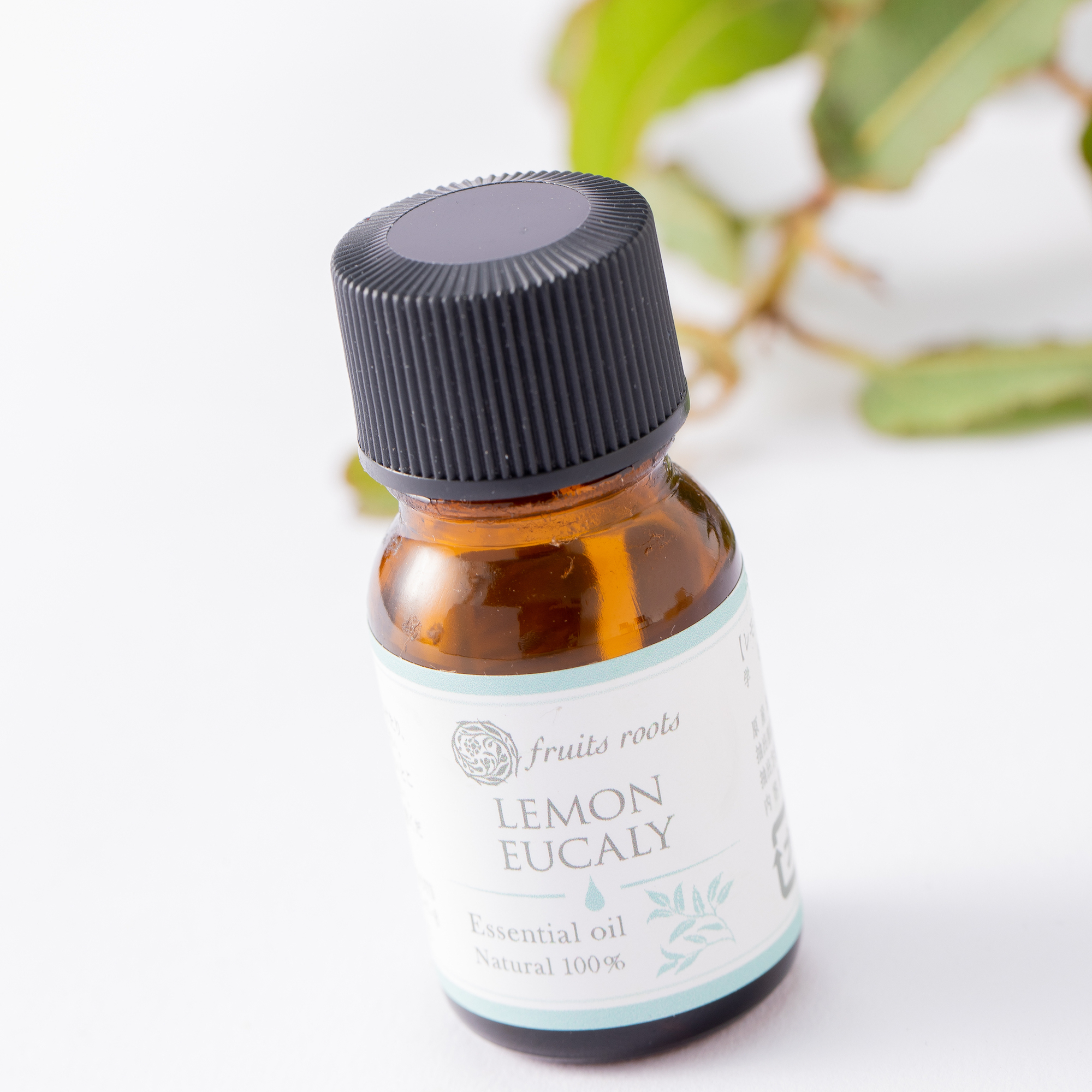 エッセンシャルオイル（レモンユーカリ）