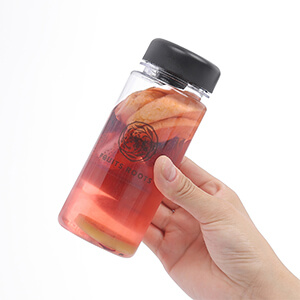 デトックスウォーター3種セット（いちご＆キウイ、桃＆オレンジ、シトラス＆洋なし）ボトル付