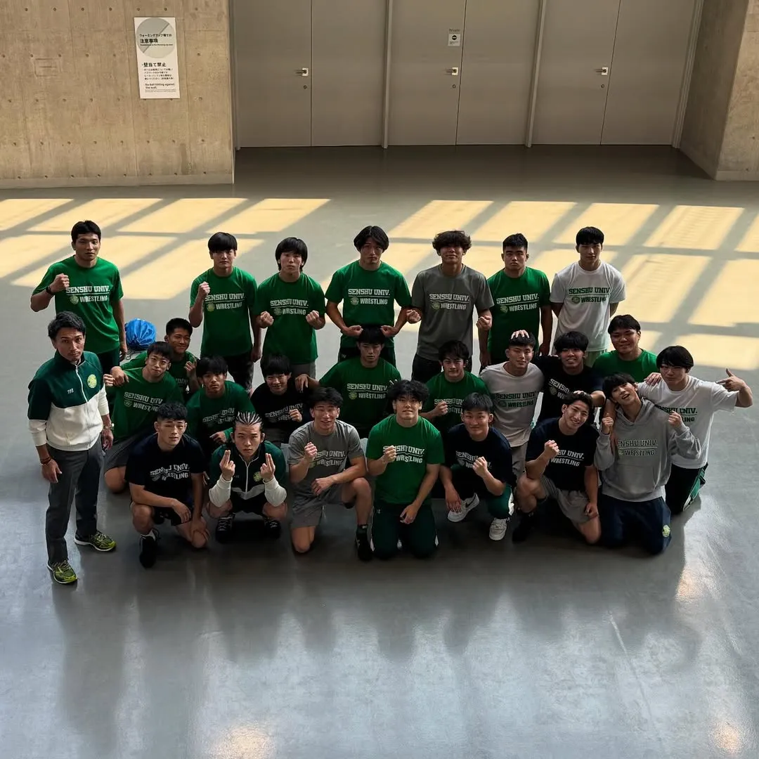 専修大学体育会レスリング部の皆様写真