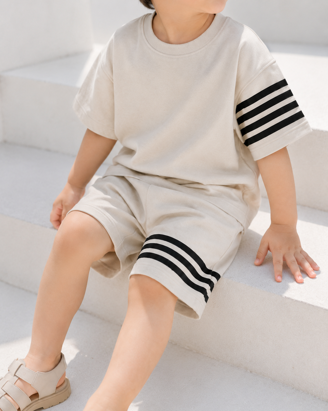 ラインスリーブカジュアルセットアップ 2色展開(A00012) Size: 110Size Beige