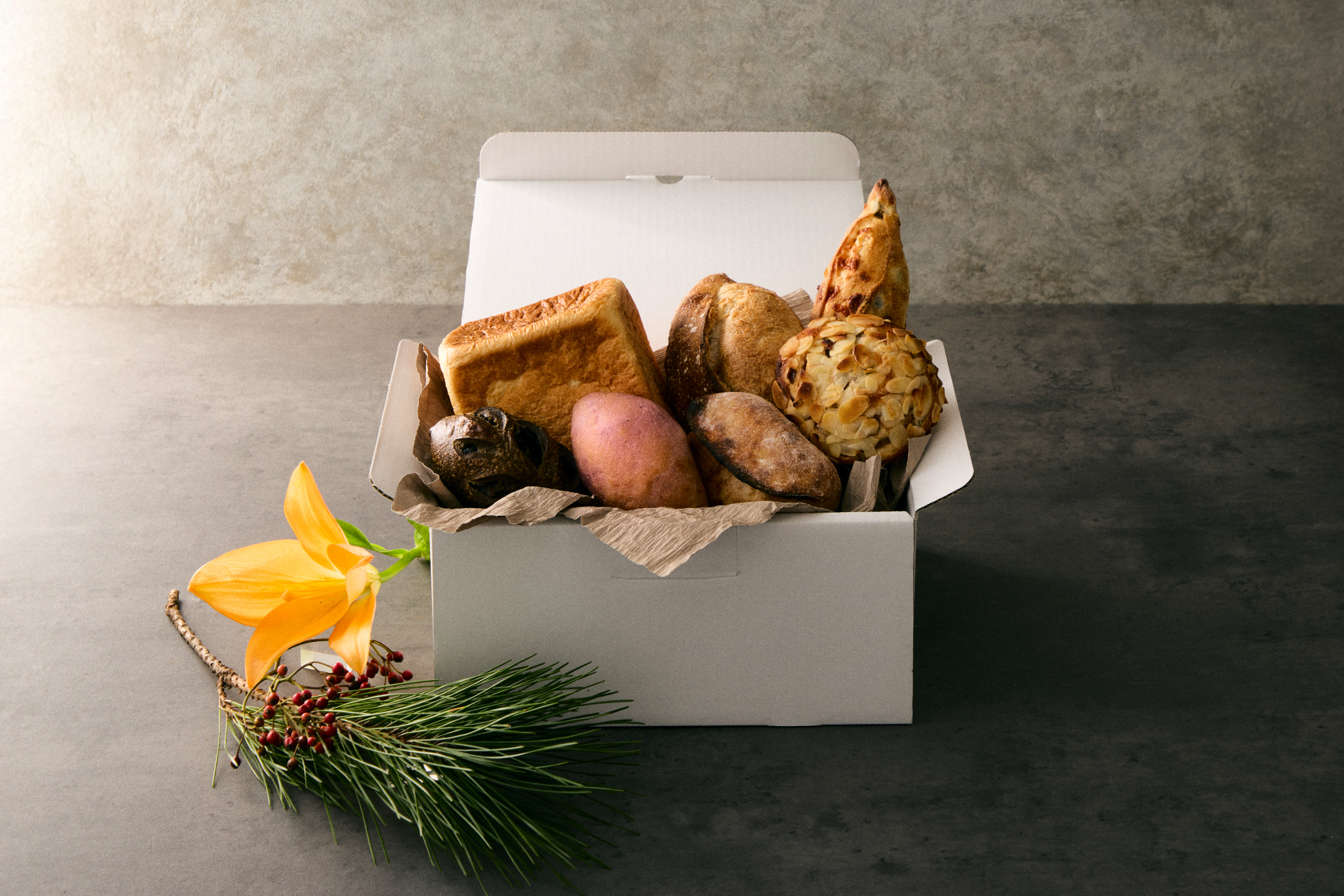 【Comme'N TOKYO】パンの定期便｜感謝の贈り物