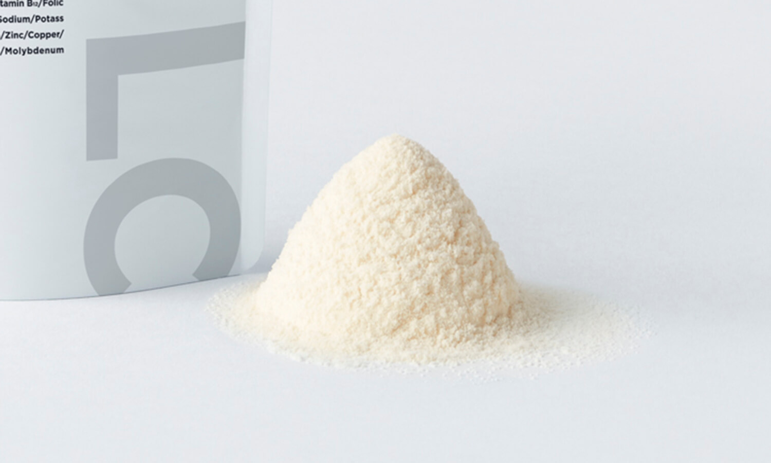 【定期購入】COMP Powder LC Plain v.2.1 400kcal 12袋×1箱の栄養成分
