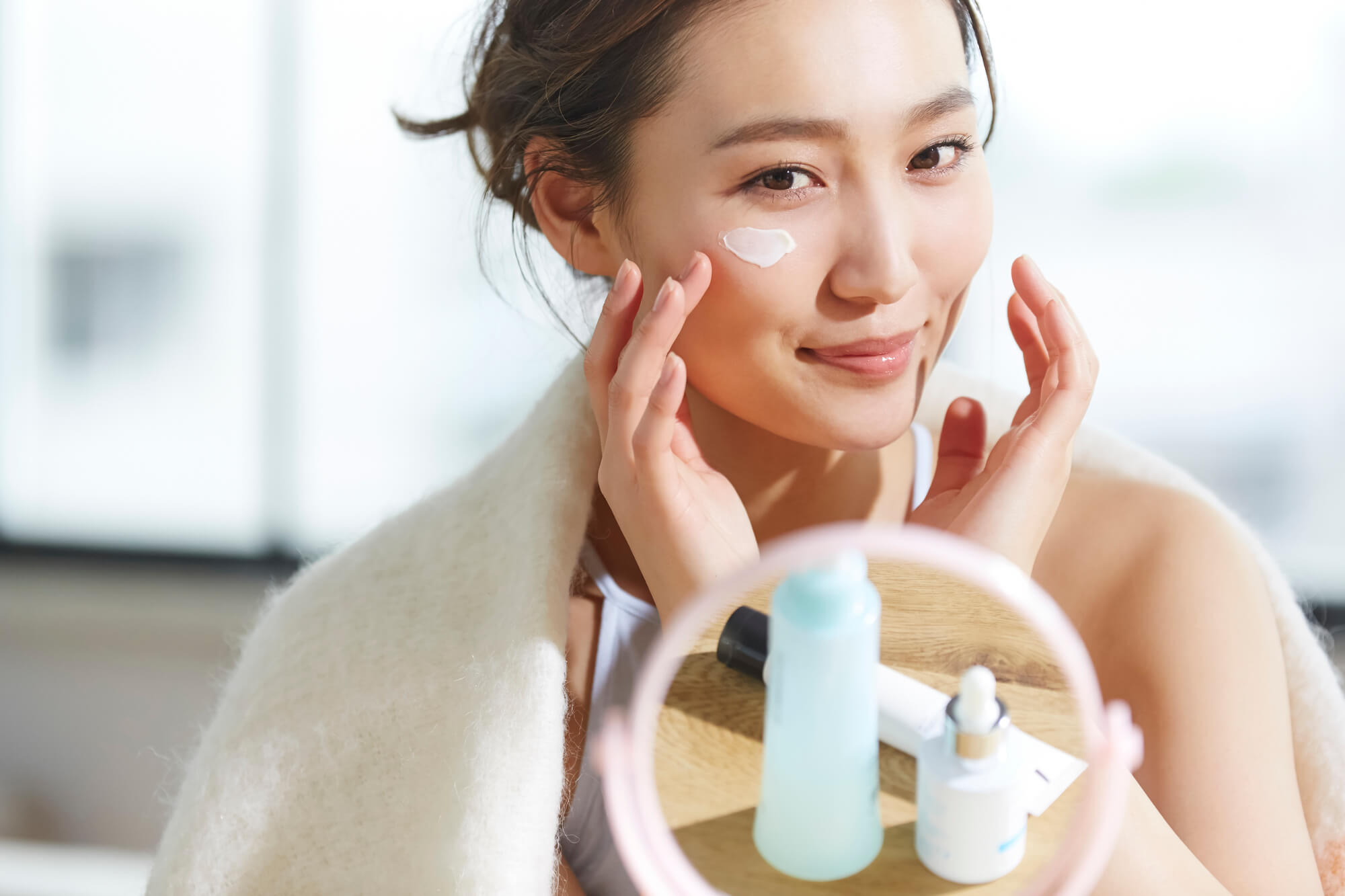 実際にほうれい線を解消した人が実践しているケア方法を徹底解説！