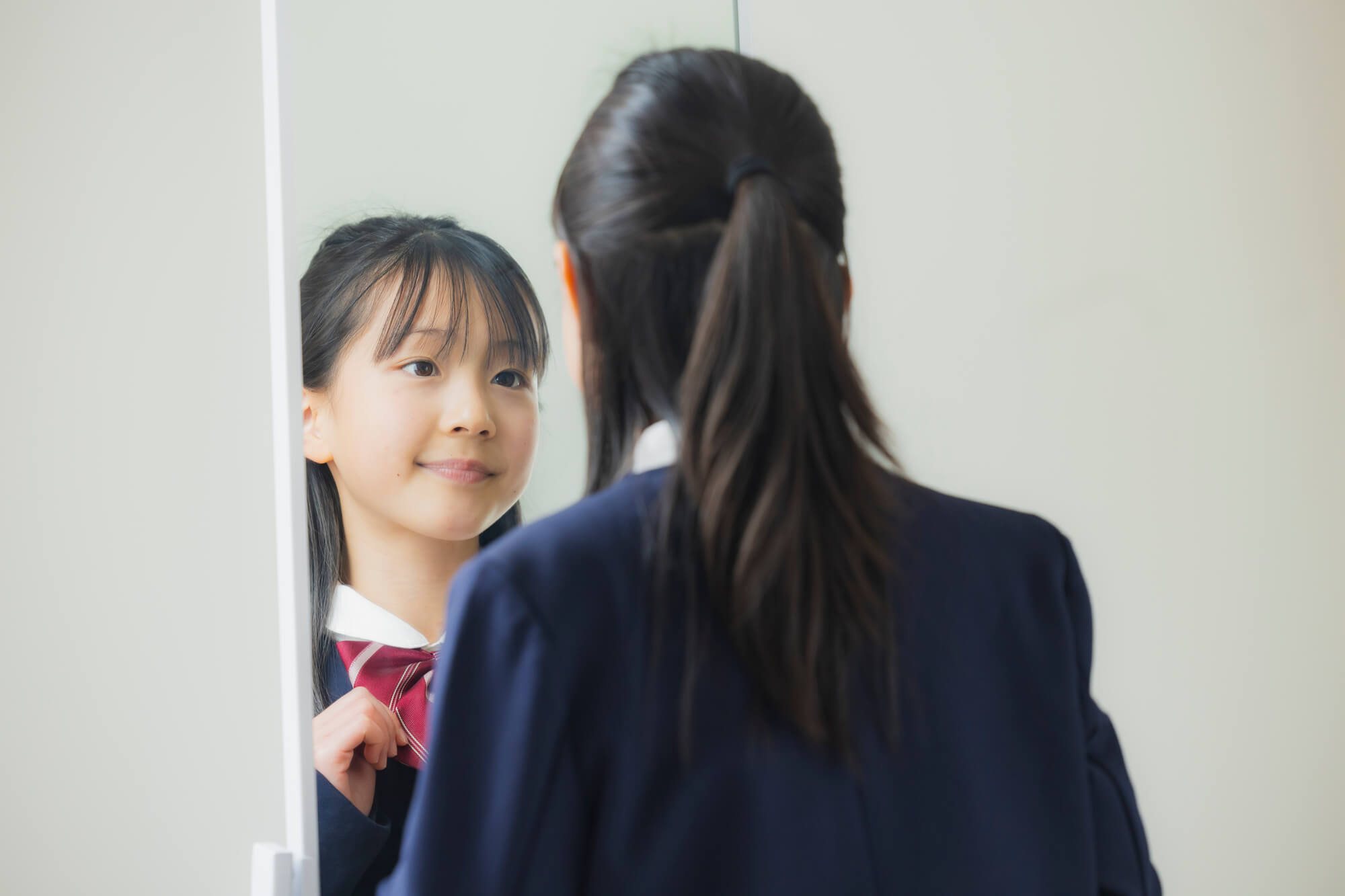 なぜ中学生にほうれい線が？若い世代のための初期ほうれい線対策完全ガイド