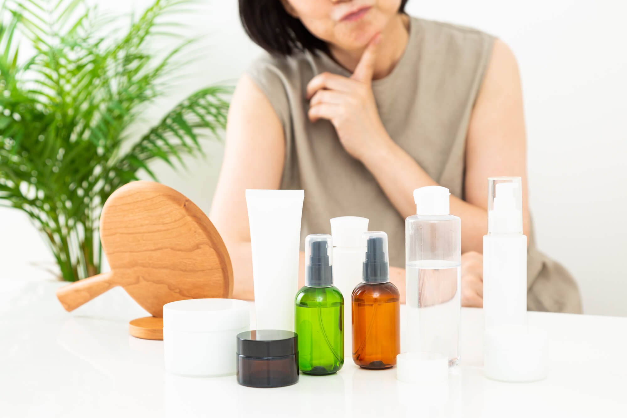 骨格タイプのほうれい線に悩む人が知りたい効果的なスキンケア・洗顔の選び方