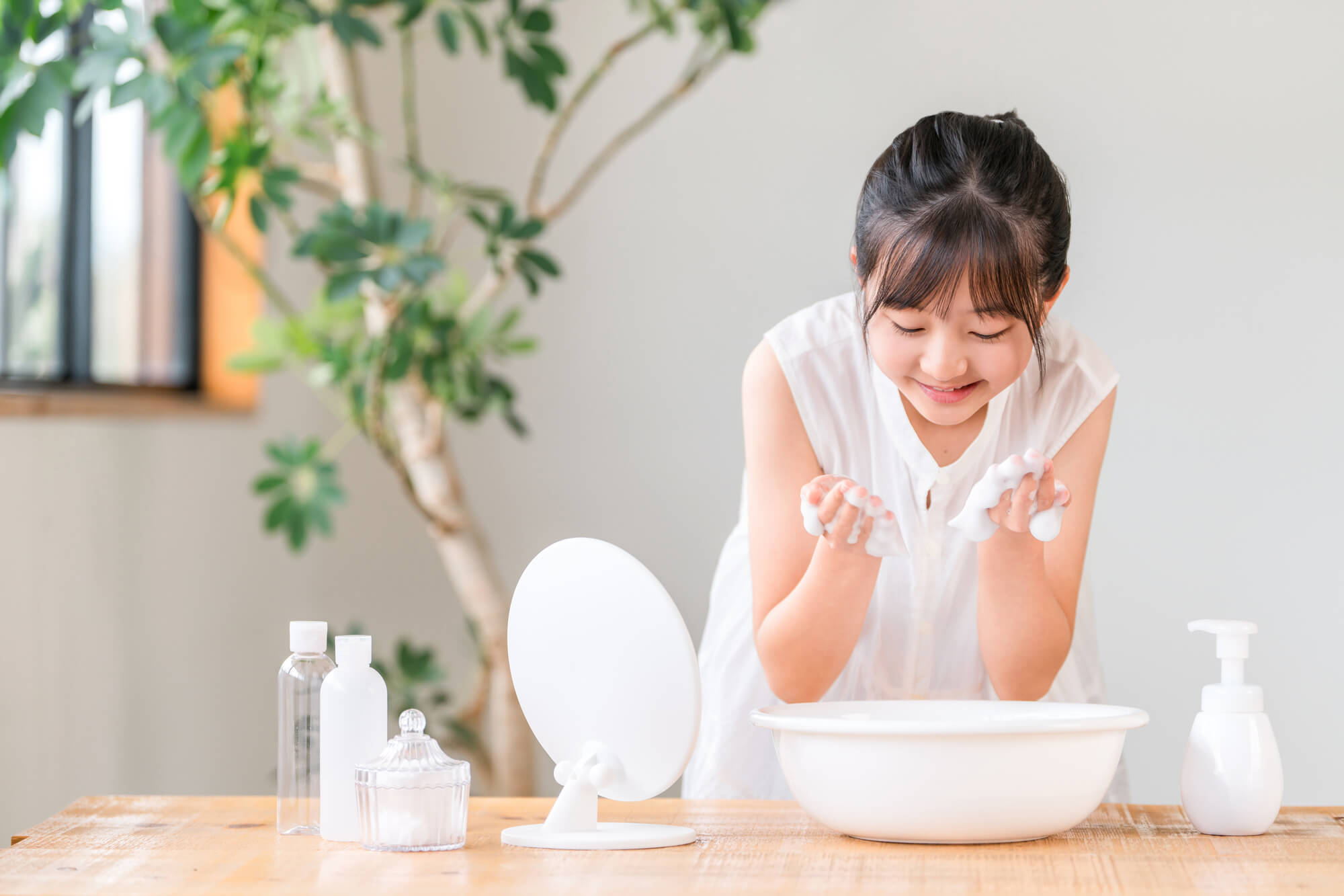 間違ったスキンケアでほうれい線が悪化するリスク